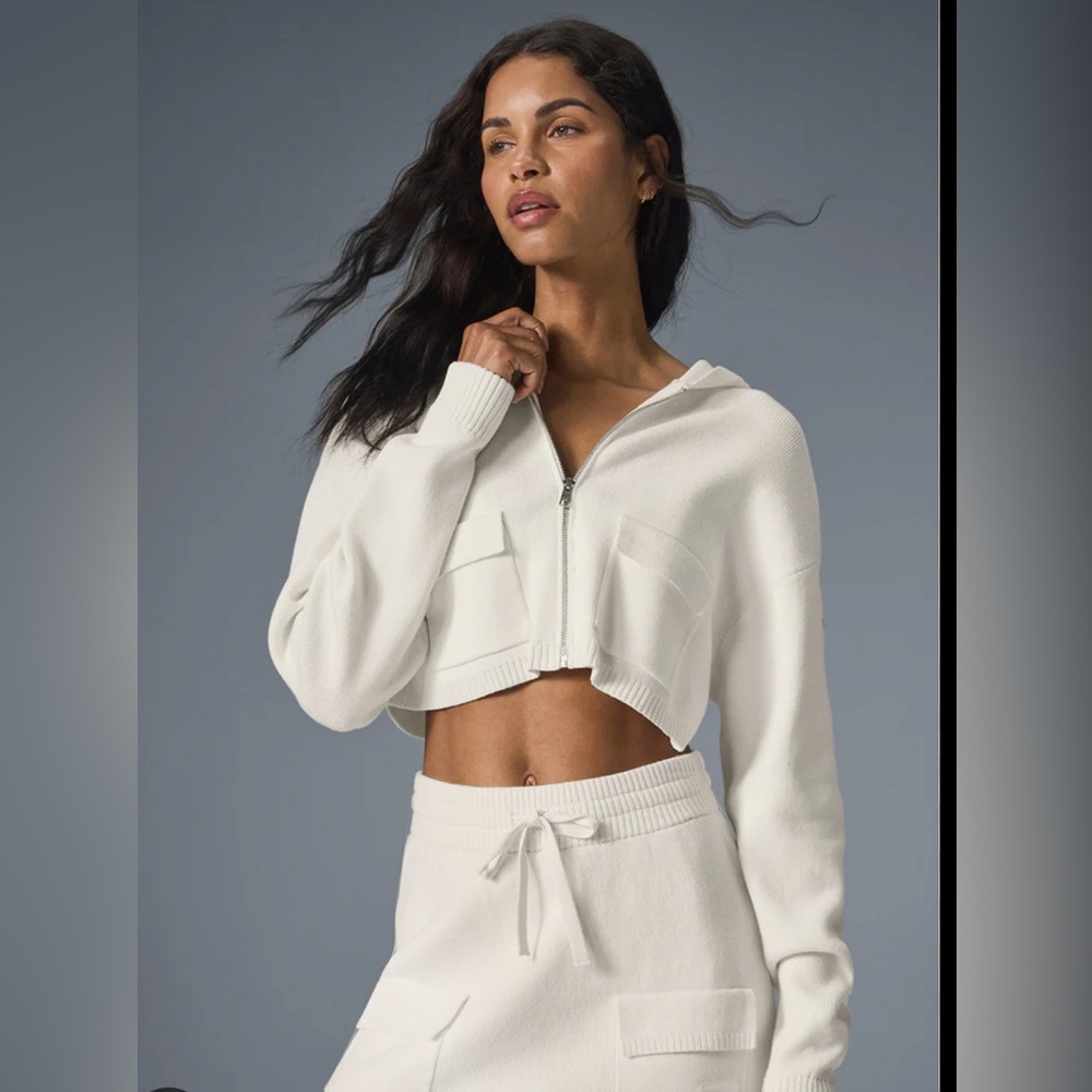 Sold out Alo Yoga Scholar Knit Cargo Full Zip Hoodie sweater Ivory Small!